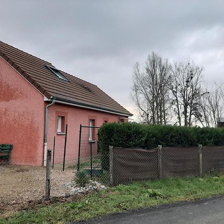 Maison A La Campagne A 2Km Du Circuit De Bresse Sagy  Exterior photo